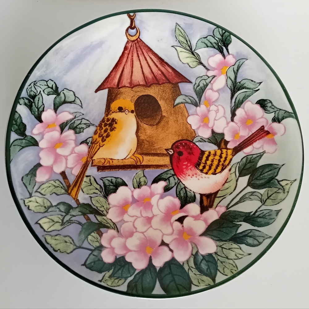 Vintage Bird Ceramic Plate - Gryphonware
